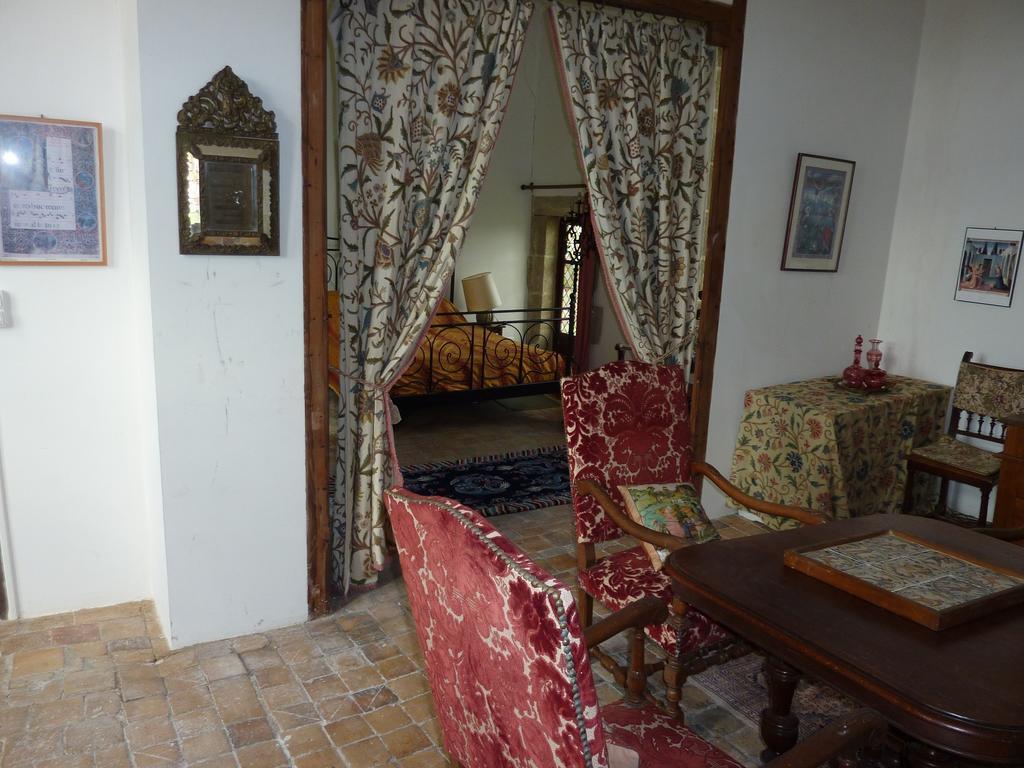Hotel Chateau De Vermette La Chapelle-Gaudin Zimmer foto