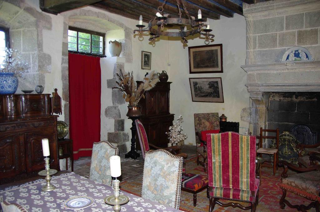 Hotel Chateau De Vermette La Chapelle-Gaudin Zimmer foto