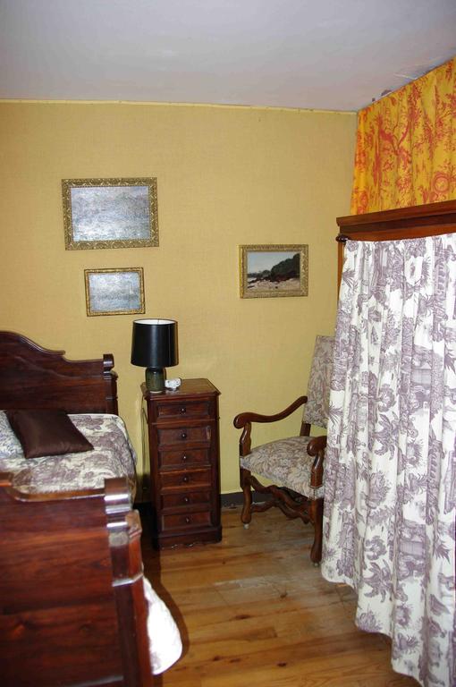 Hotel Chateau De Vermette La Chapelle-Gaudin Zimmer foto
